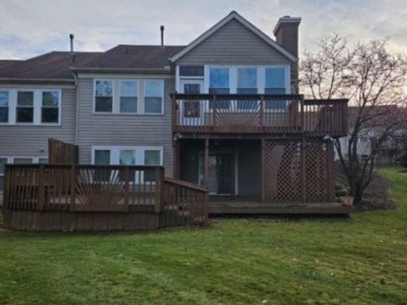 321 Stone Bridge Drive, Sagamore Hills, OH 44067 Photo 3