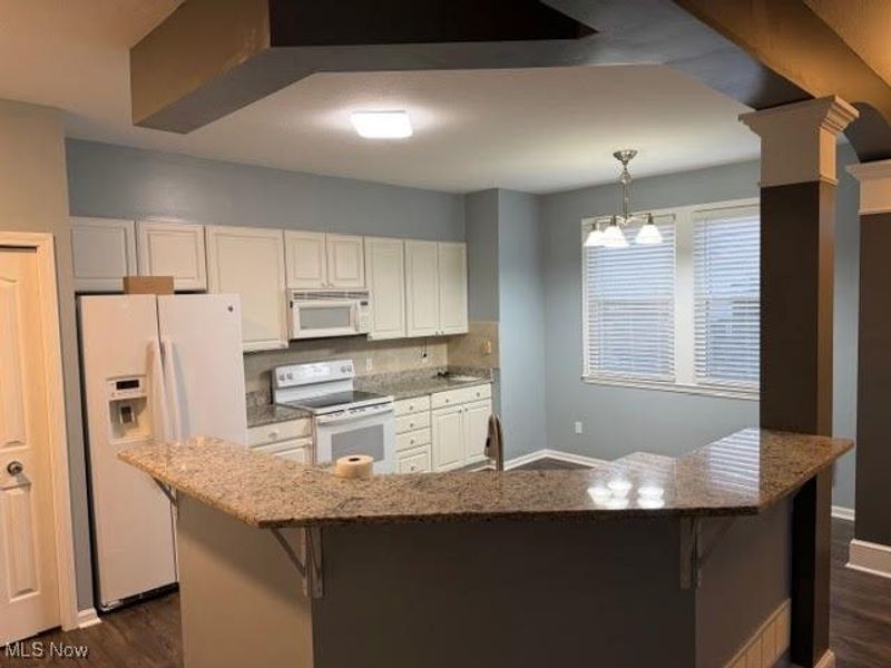 321 Stone Bridge Drive, Sagamore Hills, OH 44067 Photo 5