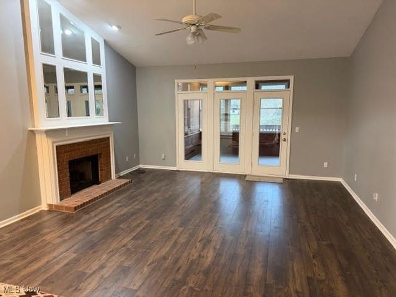 321 Stone Bridge Drive, Sagamore Hills, OH 44067 Photo 8