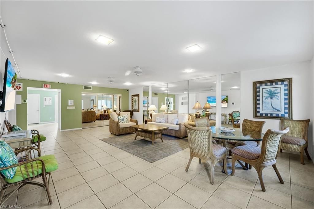 4200 Belair Ln, Unit 316, Naples, FL 34103 Photo