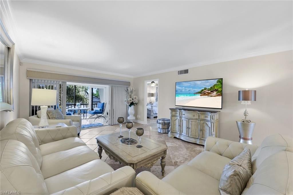 4200 Belair Ln, Unit 316, Naples, FL 34103 Photo