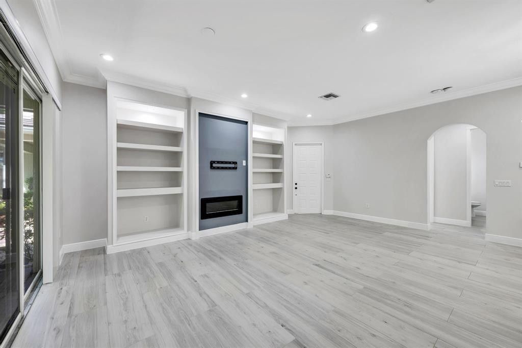 6365 Bella Circle, Unit 705, Boynton Beach, FL 33437 Photo