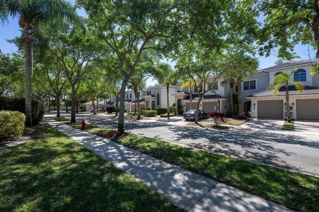 6365 Bella Circle, Unit 705, Boynton Beach, FL 33437 Photo