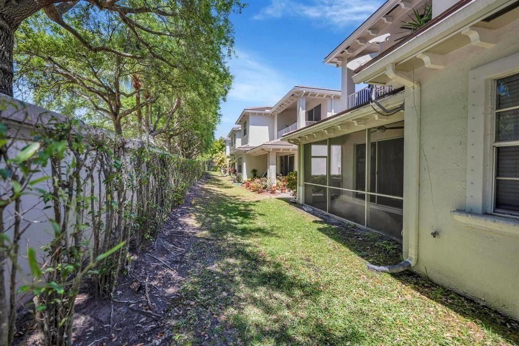 6365 Bella Circle, Unit 705, Boynton Beach, FL 33437 Photo