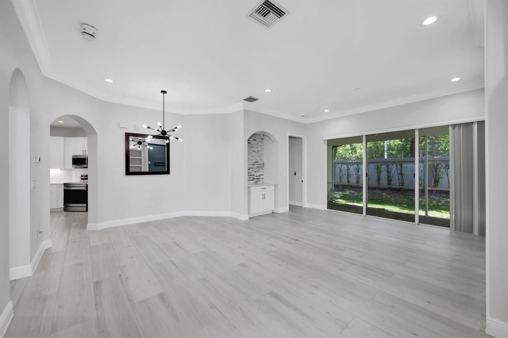 6365 Bella Circle, Unit 705, Boynton Beach, FL 33437 Photo