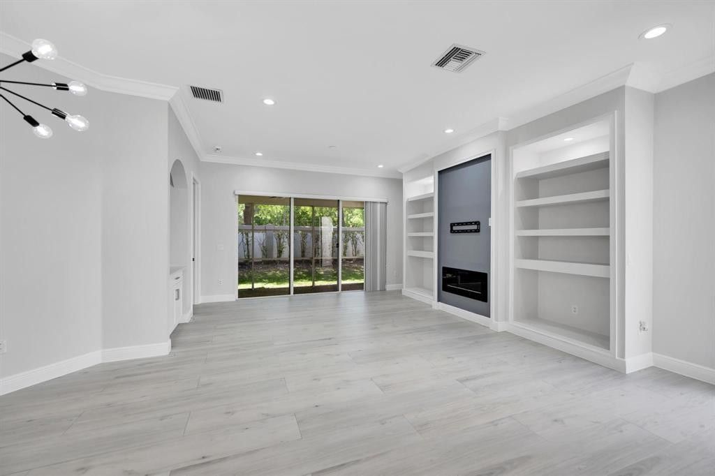 6365 Bella Circle, Unit 705, Boynton Beach, FL 33437 Photo