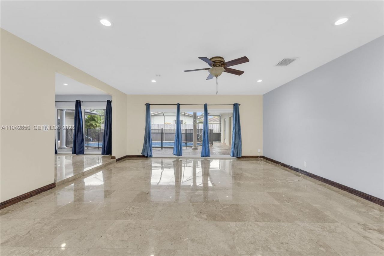 601 N 44th Ave, Hollywood, FL 33021 Photo