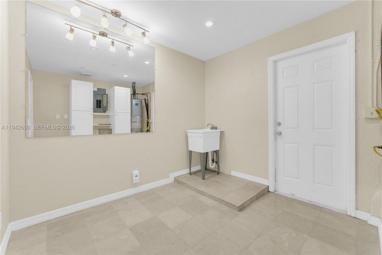 601 N 44th Ave, Hollywood, FL 33021 Photo