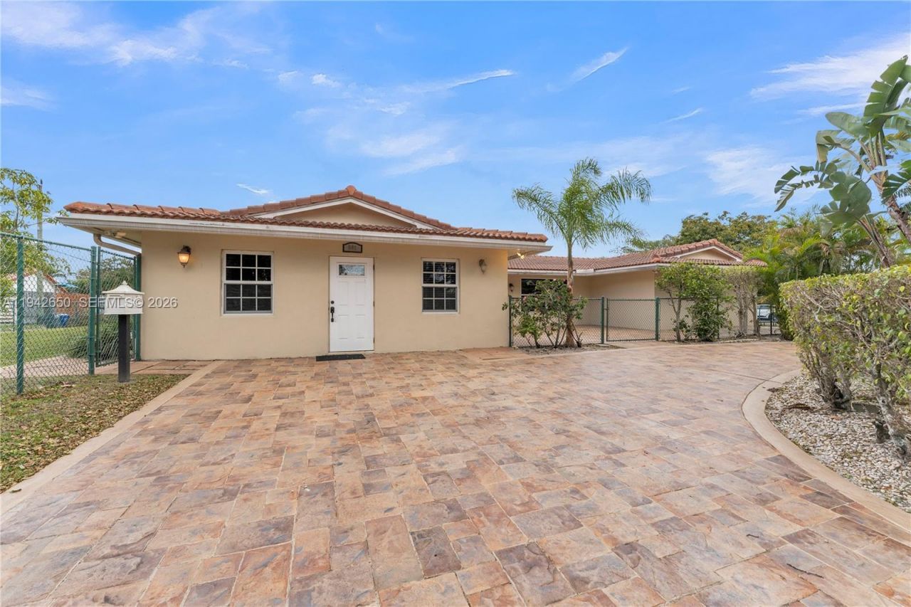 601 N 44th Ave, Hollywood, FL 33021 Photo