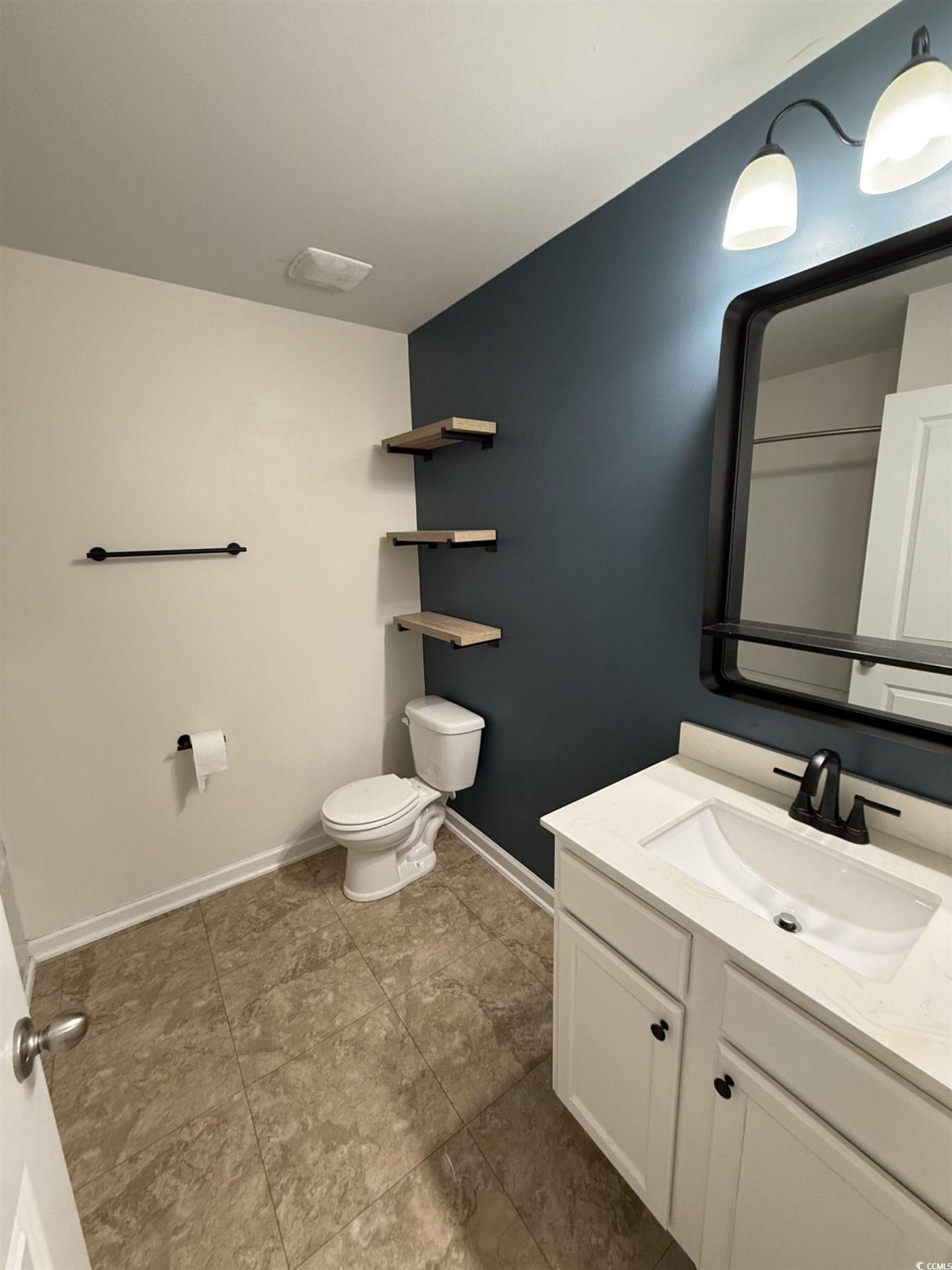 462 Quinta St. Photo 26