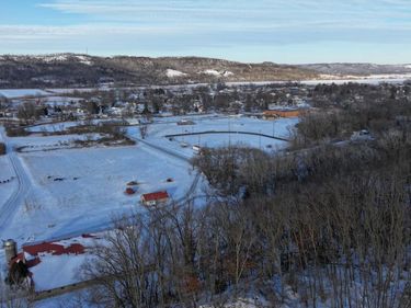 501 Jefferson S, Houston, MN 55943