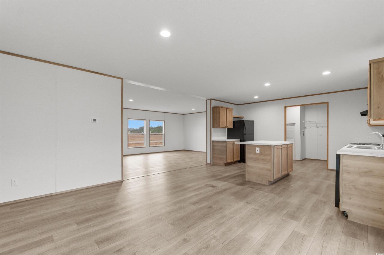 6613 Strickland Rd. Photo 7