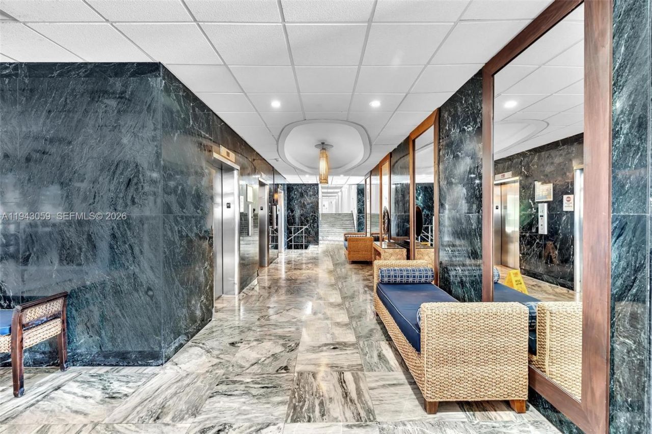 500 Bayview Dr, Unit 228, Sunny Isles Beach, FL 33160 Photo