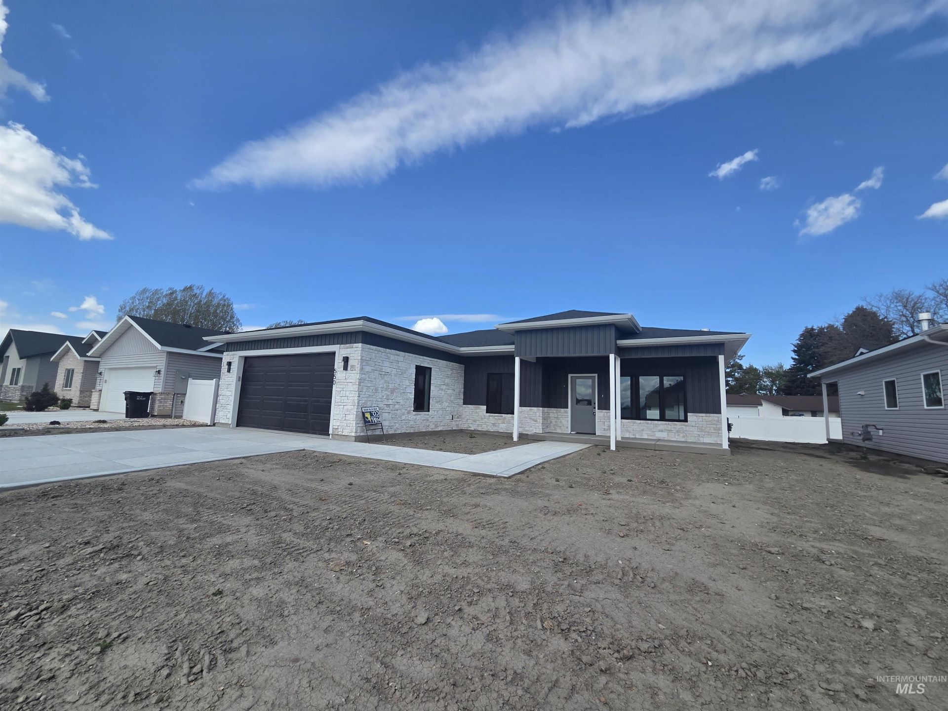 550 Oxford St, Burley, ID 83318 Main Photo