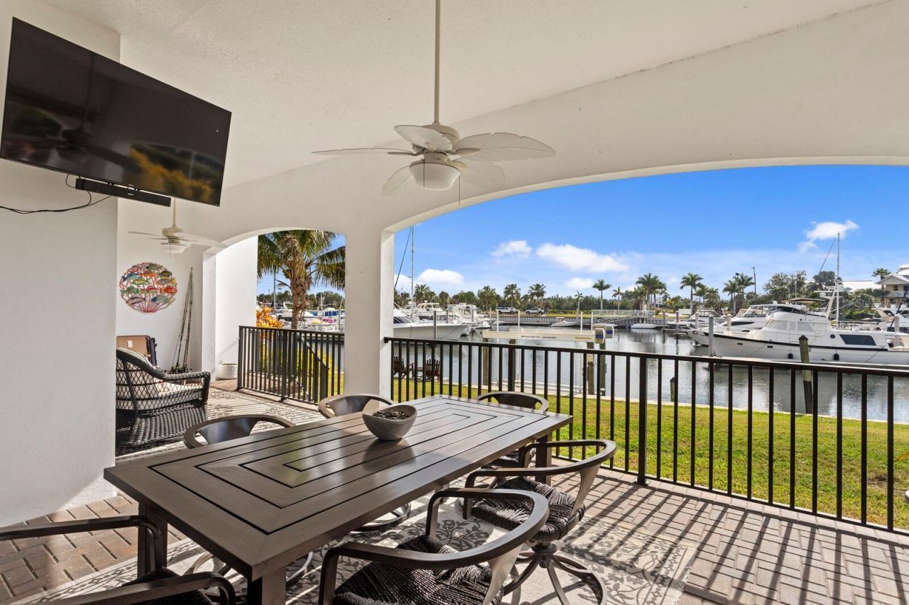 3036 Christophers Watch Lane, Ruskin, FL 33570 Photo