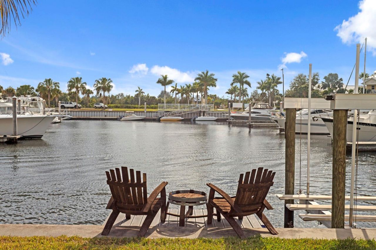 3036 Christophers Watch Lane, Ruskin, FL 33570 Photo