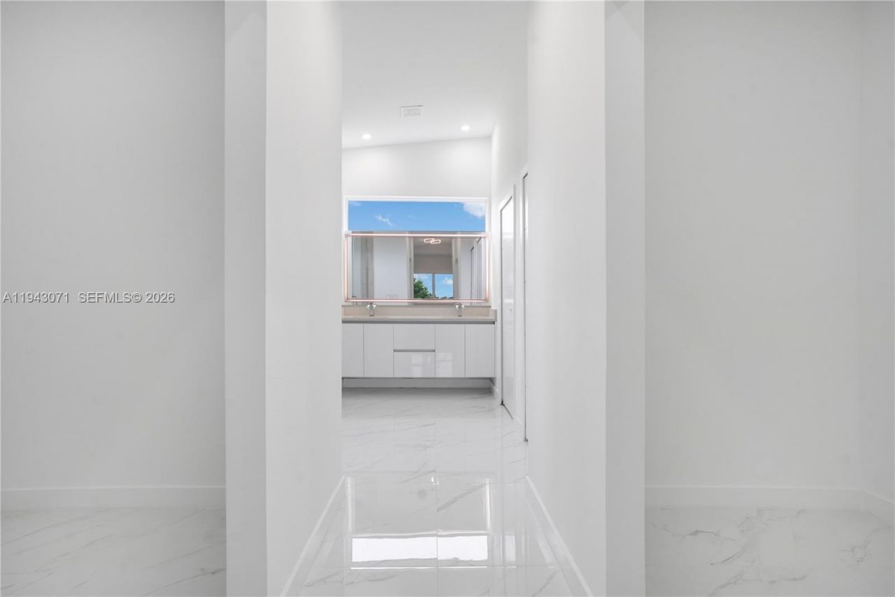 4009 W Jacaranda Pkwy , Cape Coral, FL 33993 Photo