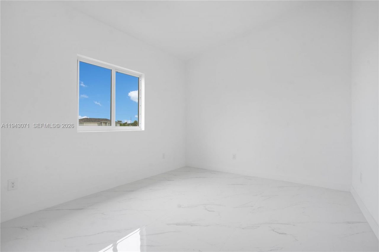 4009 W Jacaranda Pkwy , Cape Coral, FL 33993 Photo