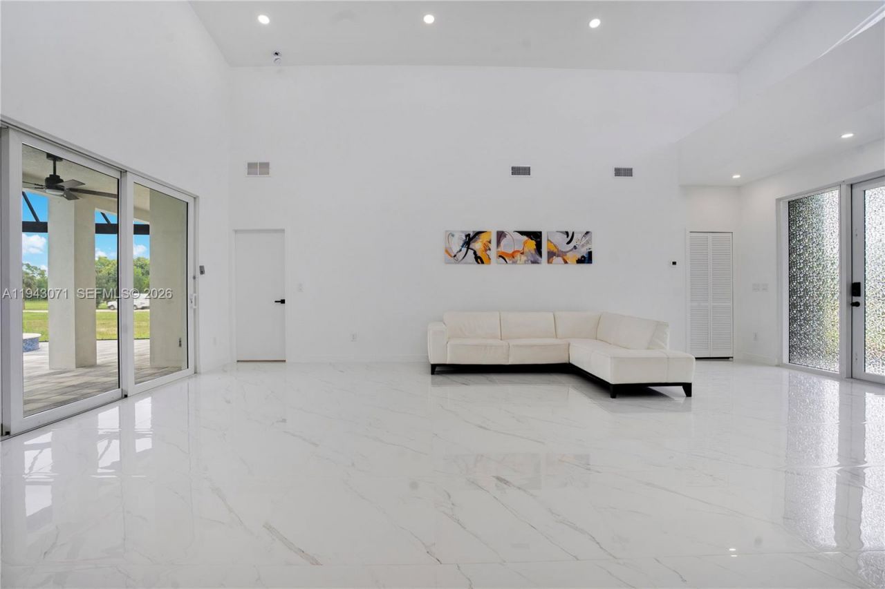 4009 W Jacaranda Pkwy , Cape Coral, FL 33993 Photo