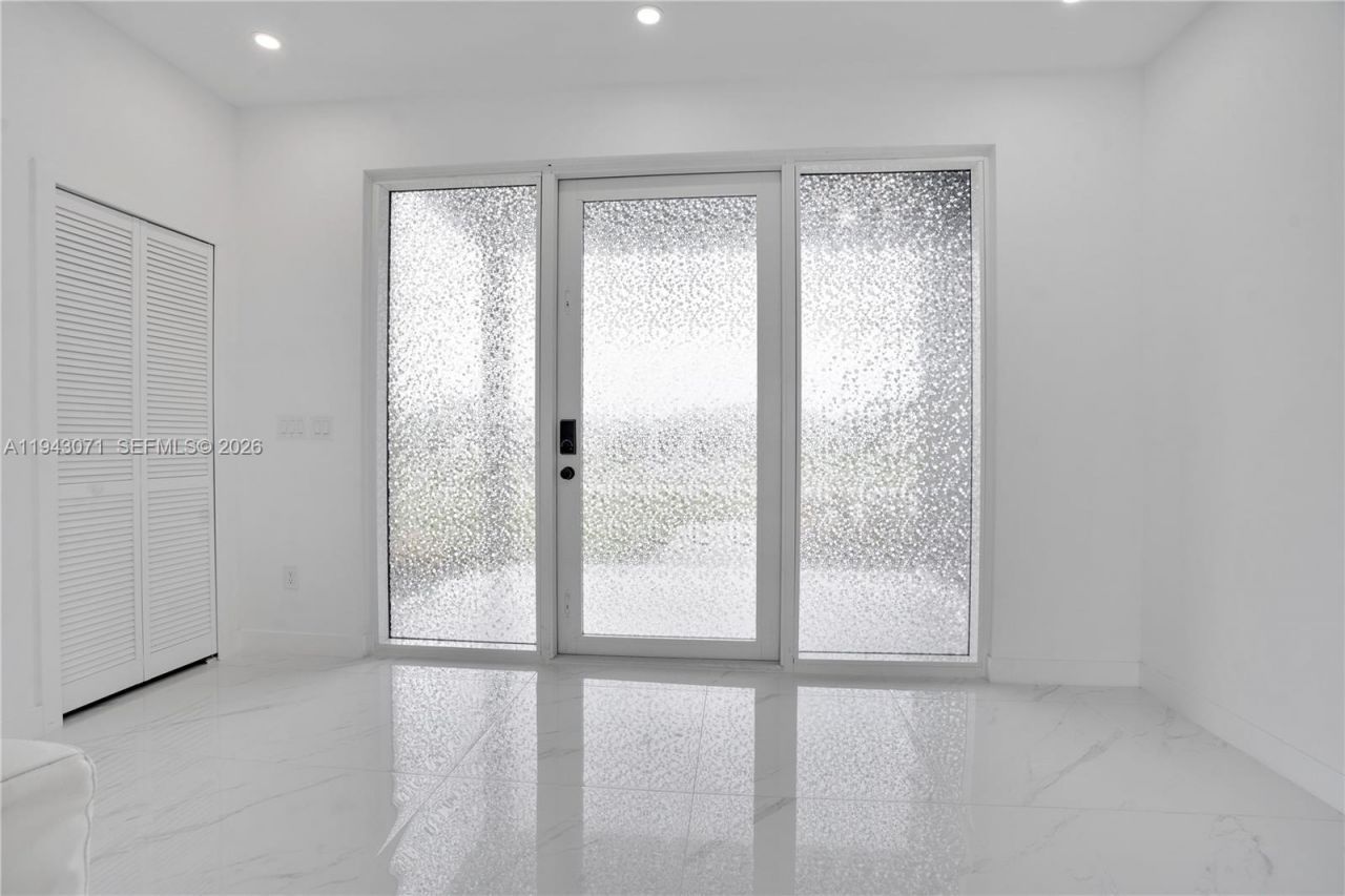 4009 W Jacaranda Pkwy , Cape Coral, FL 33993 Photo