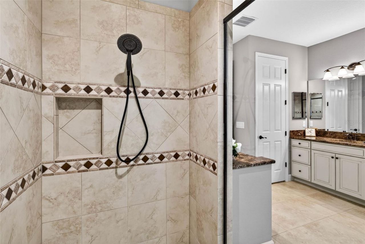 27020 Evergreen Chase Drive, Wesley Chapel, FL 33544 Photo