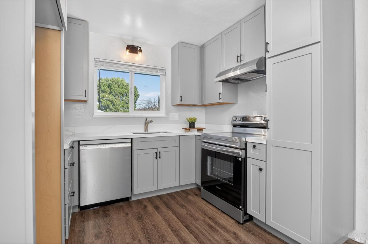 239 Deodara Street, Vacaville, CA 95688 Main Photo