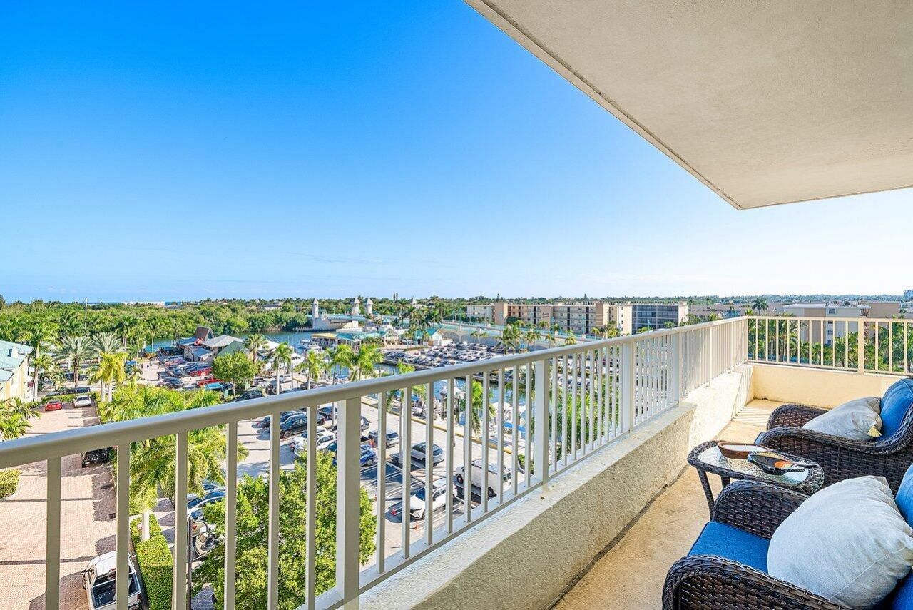 625 Casa Loma Boulevard, Unit 602, Boynton Beach, FL 33435 Photo