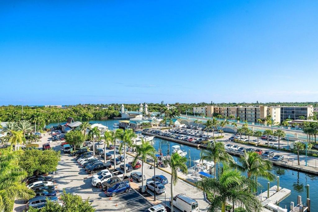 625 Casa Loma Boulevard, Unit 602, Boynton Beach, FL 33435 Photo