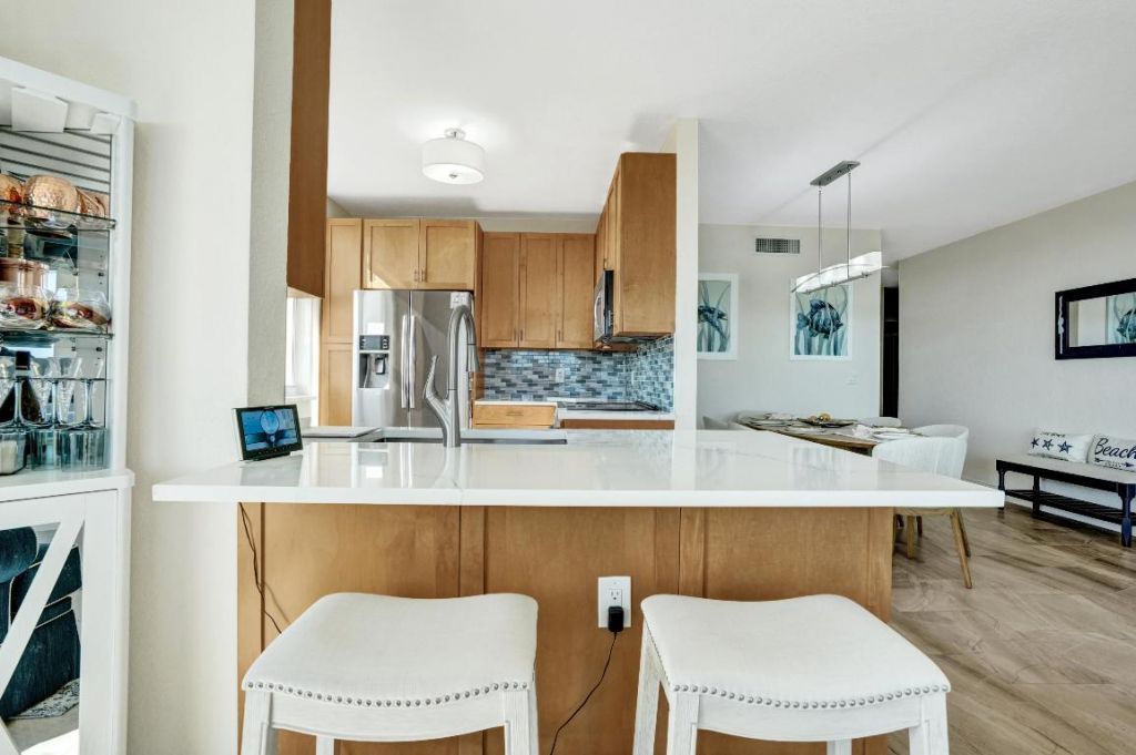 625 Casa Loma Boulevard, Unit 602, Boynton Beach, FL 33435 Photo