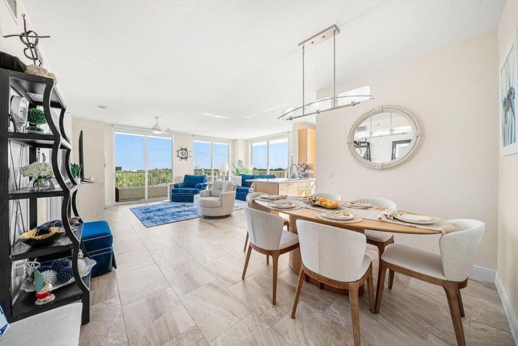 625 Casa Loma Boulevard, Unit 602, Boynton Beach, FL 33435 Photo