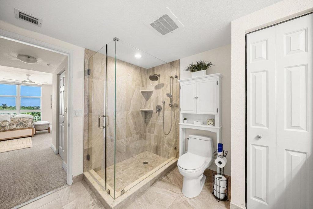 625 Casa Loma Boulevard, Unit 602, Boynton Beach, FL 33435 Photo