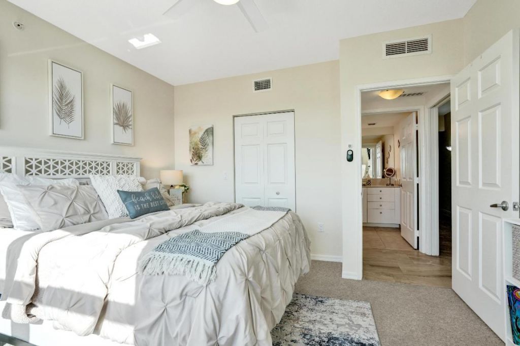 625 Casa Loma Boulevard, Unit 602, Boynton Beach, FL 33435 Photo