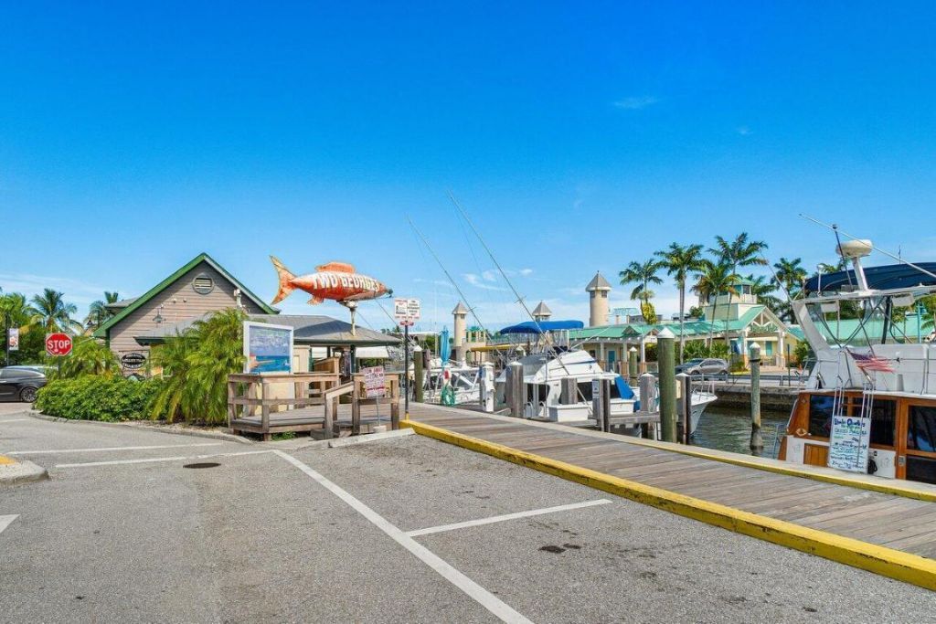 625 Casa Loma Boulevard, Unit 602, Boynton Beach, FL 33435 Photo