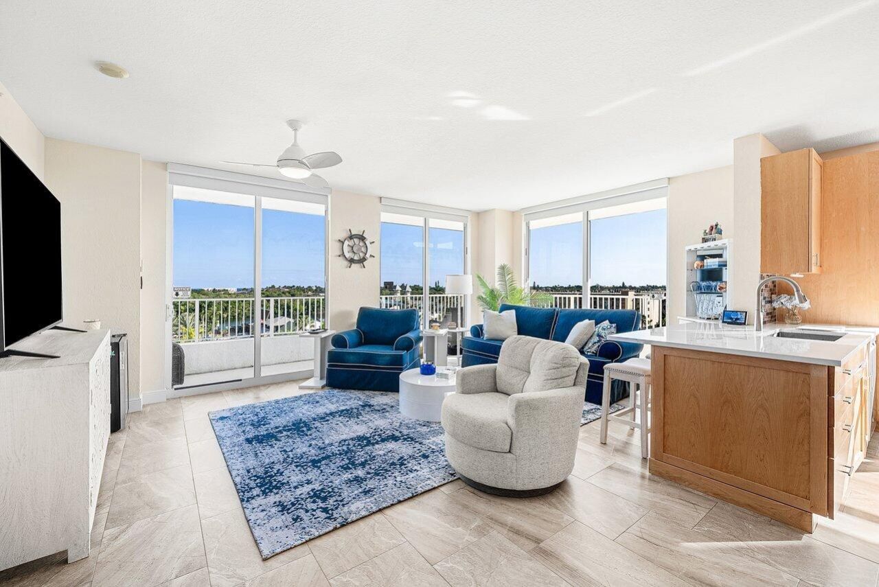 625 Casa Loma Boulevard, Unit 602, Boynton Beach, FL 33435 Photo