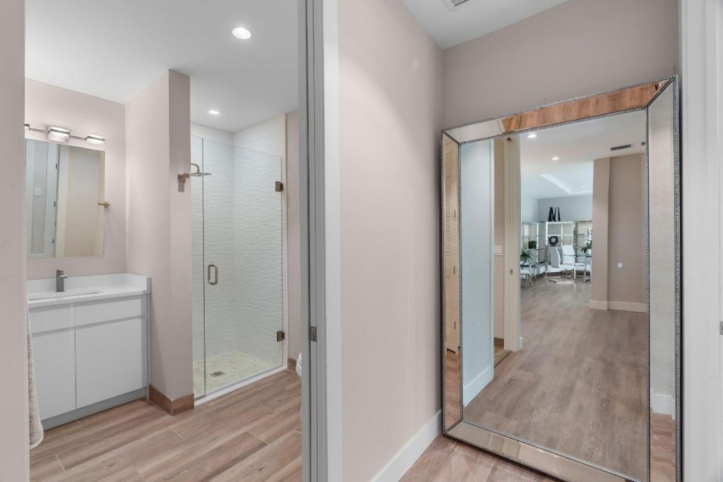 41 SW Seminole Street, Unit 310, Stuart, FL 34994 Photo