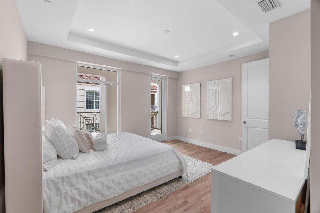 41 SW Seminole Street, Unit 310, Stuart, FL 34994 Photo