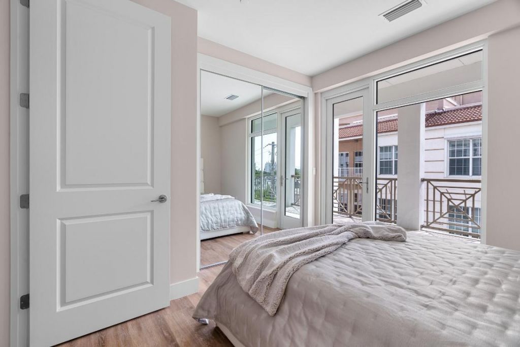 41 SW Seminole Street, Unit 310, Stuart, FL 34994 Photo