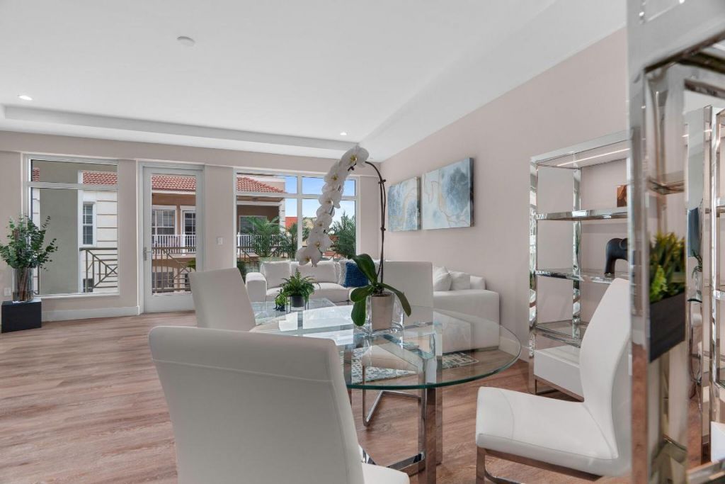 41 SW Seminole Street, Unit 310, Stuart, FL 34994 Photo