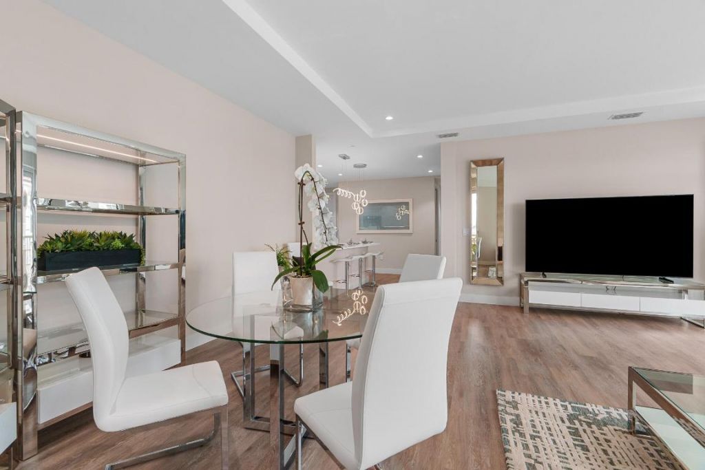 41 SW Seminole Street, Unit 310, Stuart, FL 34994 Photo