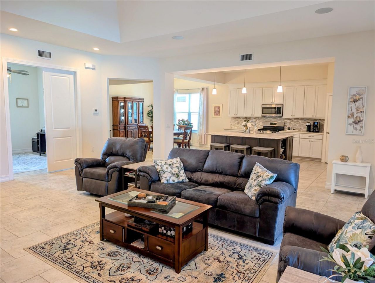 2988 Breezy Meadows Drive, Clearwater, FL 33760 Photo