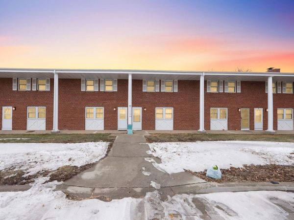 101 N Pipestone St, Unit 4, Brandon, SD 57005