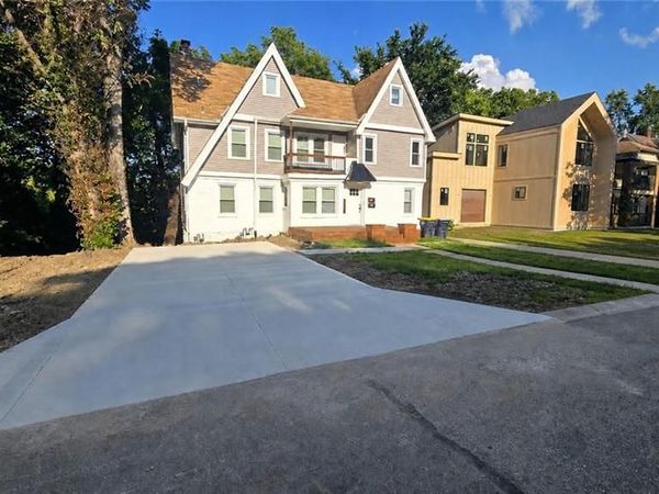 5025 Lydia Avenue, Kansas City, MO 64110