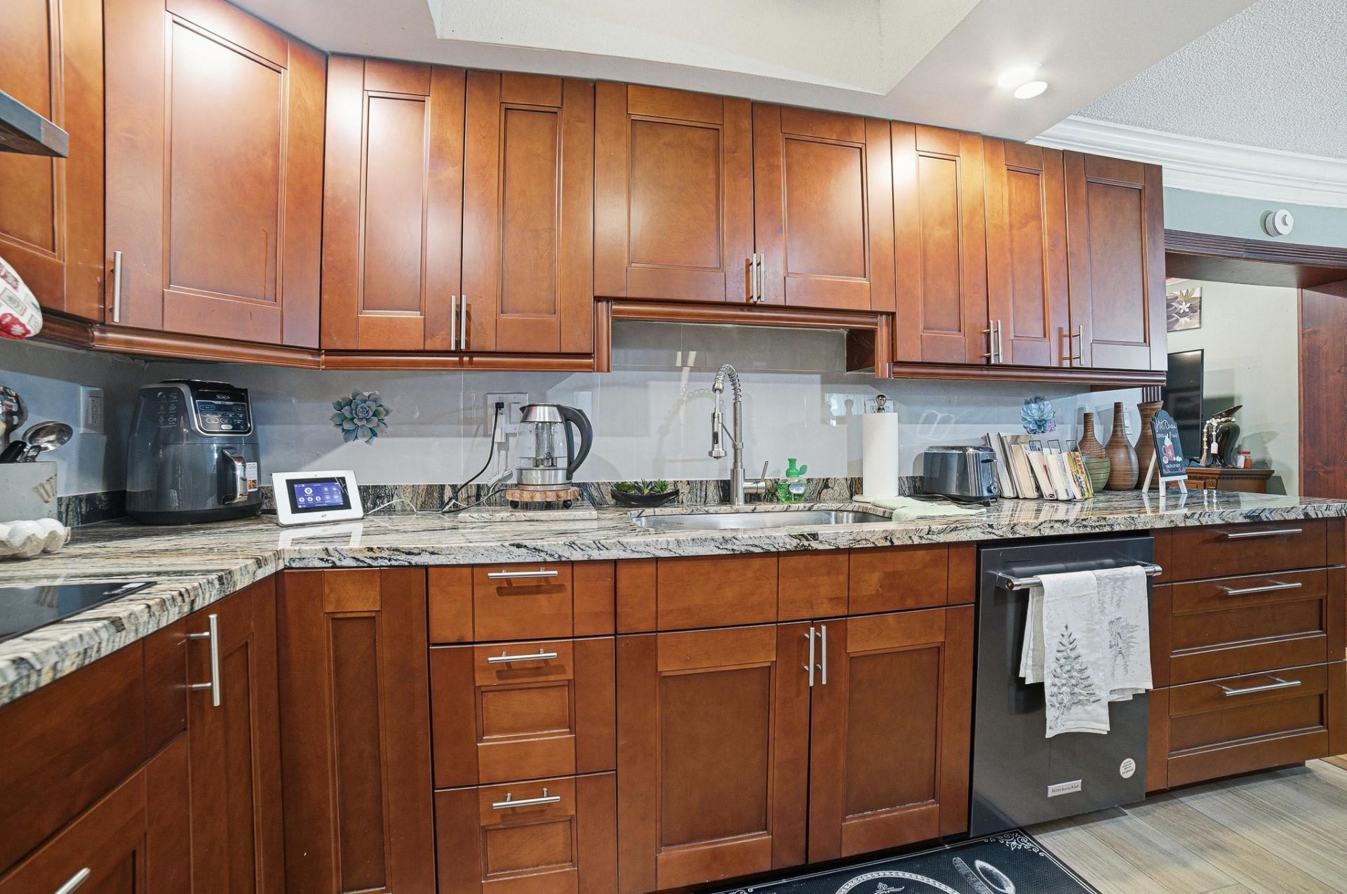 4290 NW 45th Terrace, Lauderdale Lakes, FL 33319 Photo