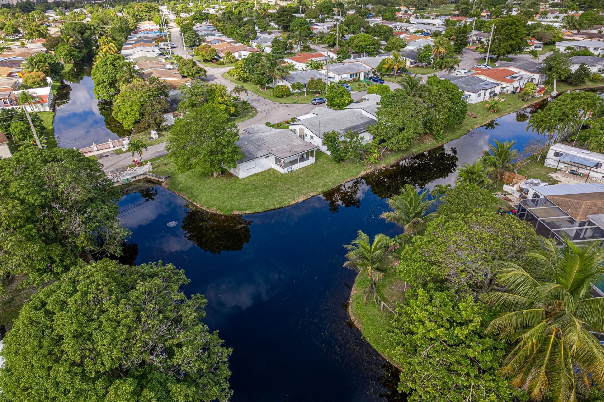 4290 NW 45th Terrace, Lauderdale Lakes, FL 33319 Photo