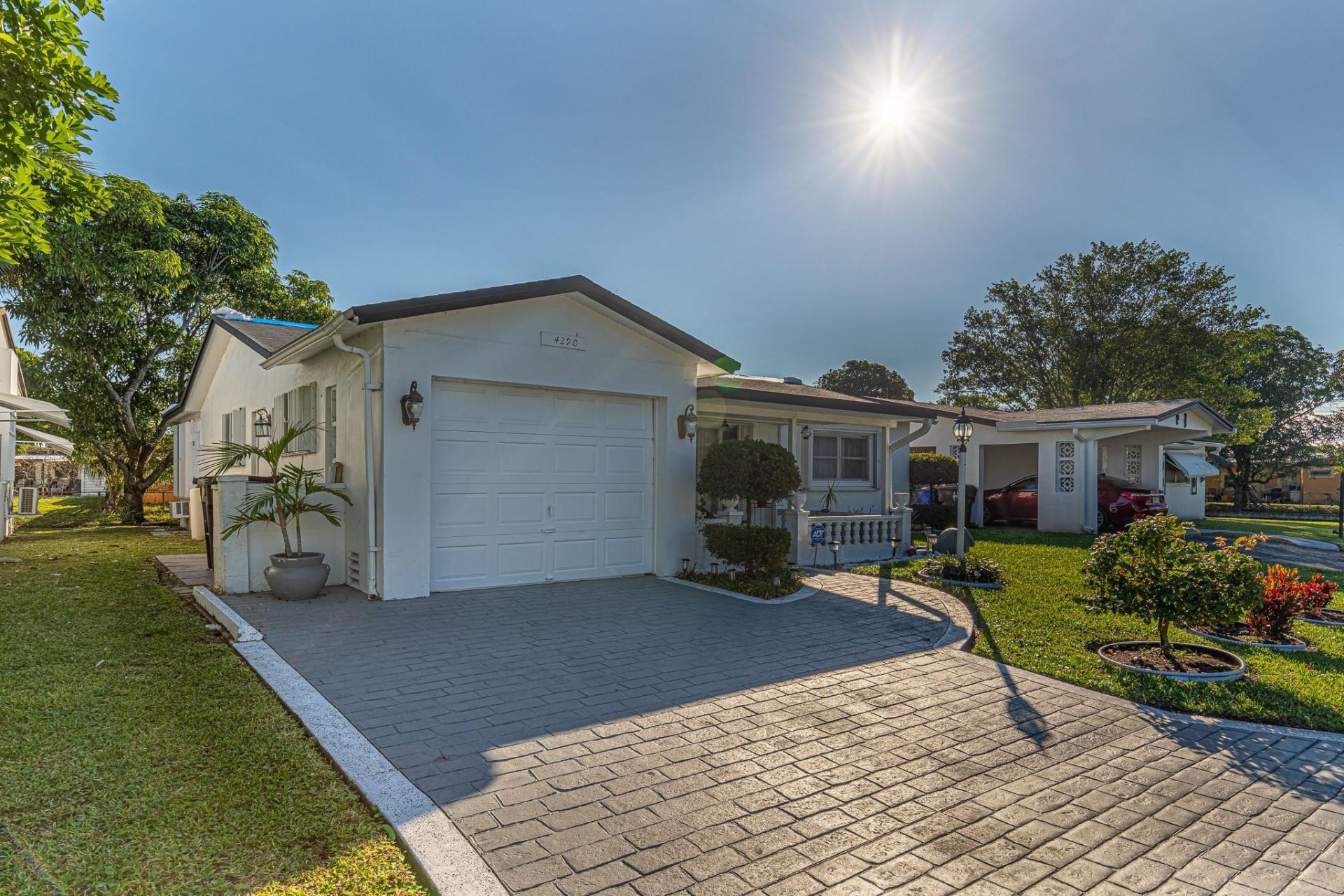 4290 NW 45th Terrace, Lauderdale Lakes, FL 33319 Photo