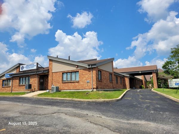 7060 Centennial Drive, Unit 108, Tinley Park, IL 60477
