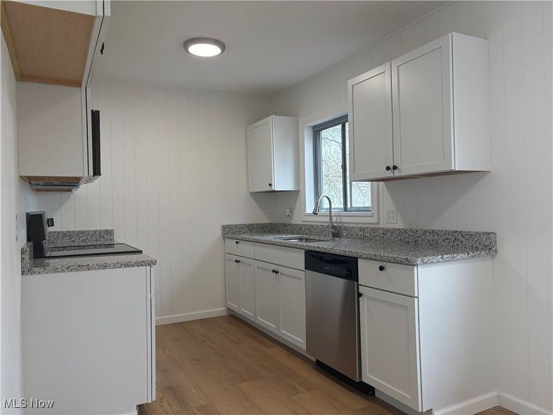 1227 Flanders Avenue, Akron, OH 44314 Photo 10