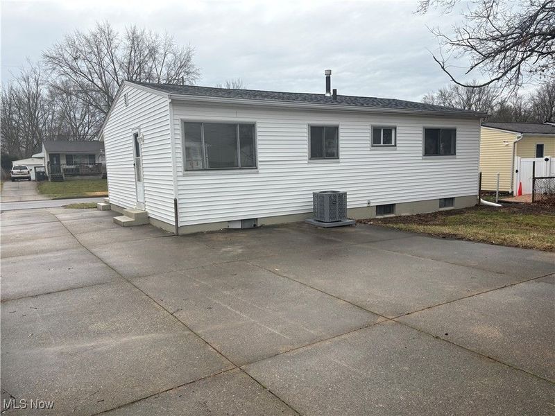 1227 Flanders Avenue, Akron, OH 44314 Photo 34