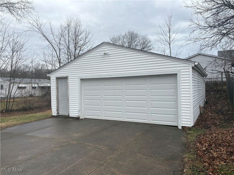 1227 Flanders Avenue, Akron, OH 44314 Photo 4