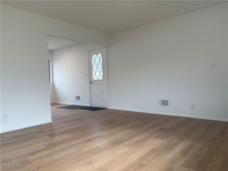 1227 Flanders Avenue, Akron, OH 44314 Photo 7